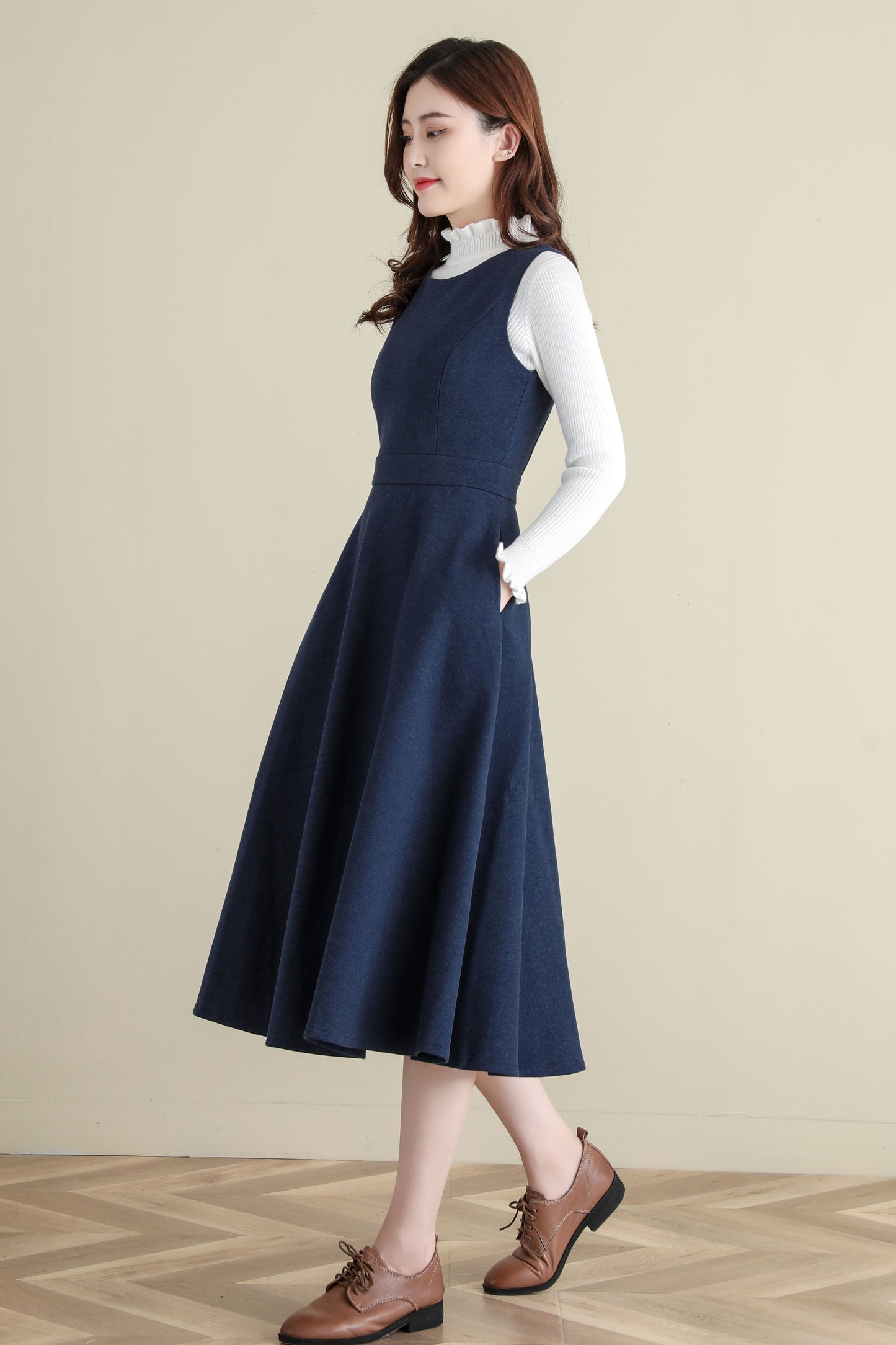 Sleeveless Wool blue Midi Dress C2517