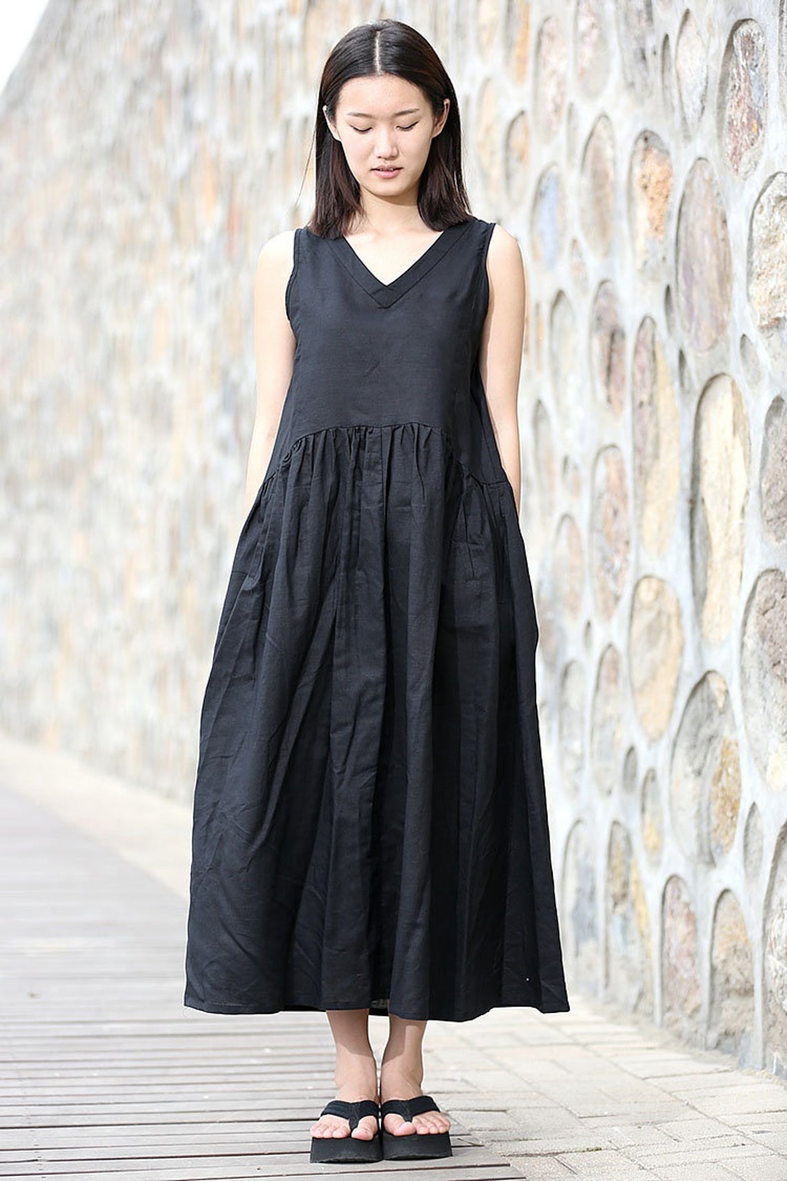 Sleeveless loose fit V neck maxi linen dress C487