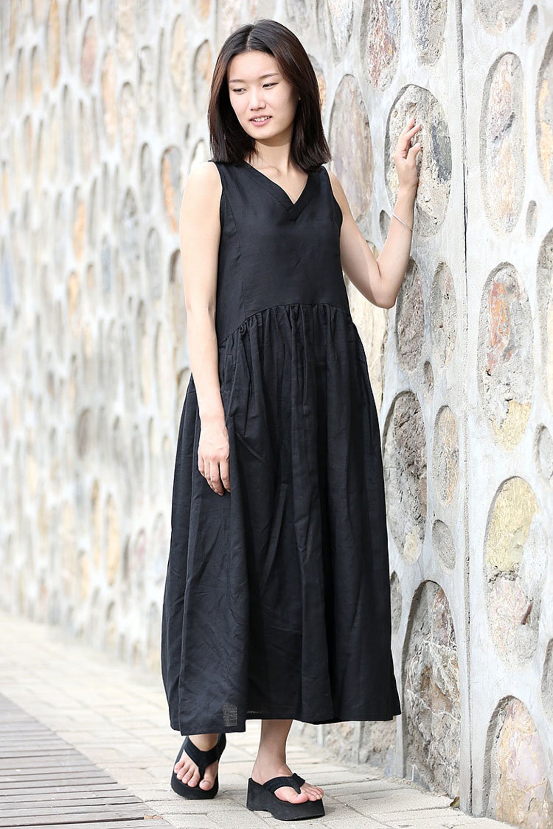 Sleeveless loose fit V neck maxi linen dress C487