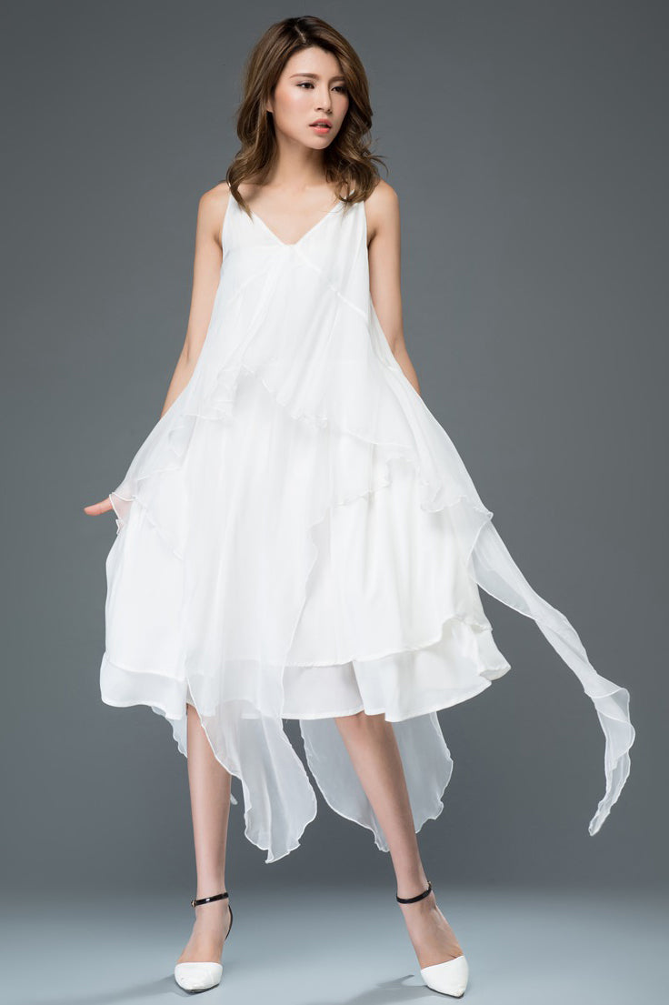 White Chiffon Flare Wedding V Neck Dress C904