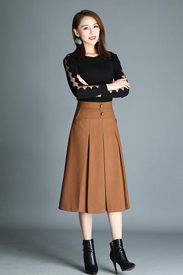 brown skirt