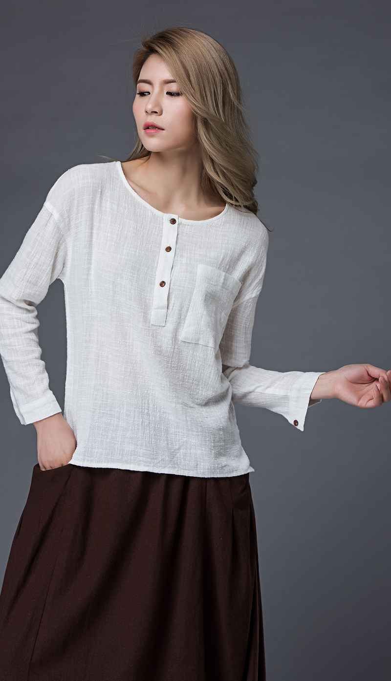 Linen crop top, linen top, white linen top, long sleeve top, white linen blouse, summer top, pocket top with long sleeves, loose top C859