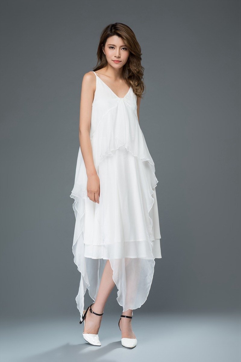 White Chiffon Flare Wedding V Neck Dress C904