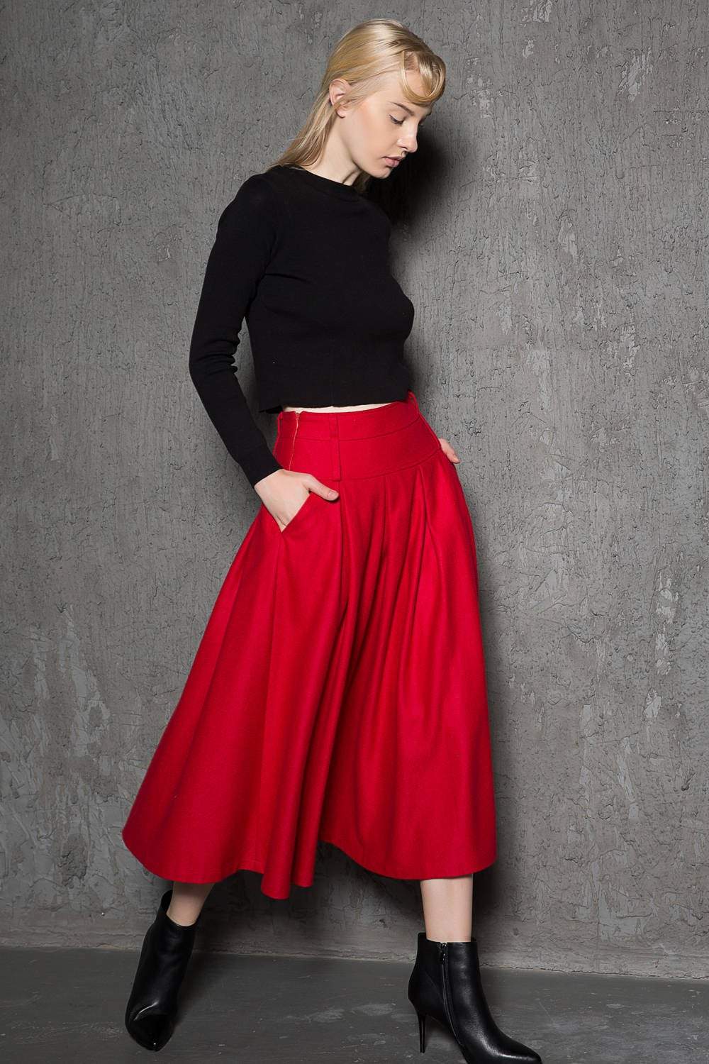 red wool skirt, winter wool skirt, 1950s skirt, wool skirts, winter skirt, midi skirt, vintage skirt with pockets C729
