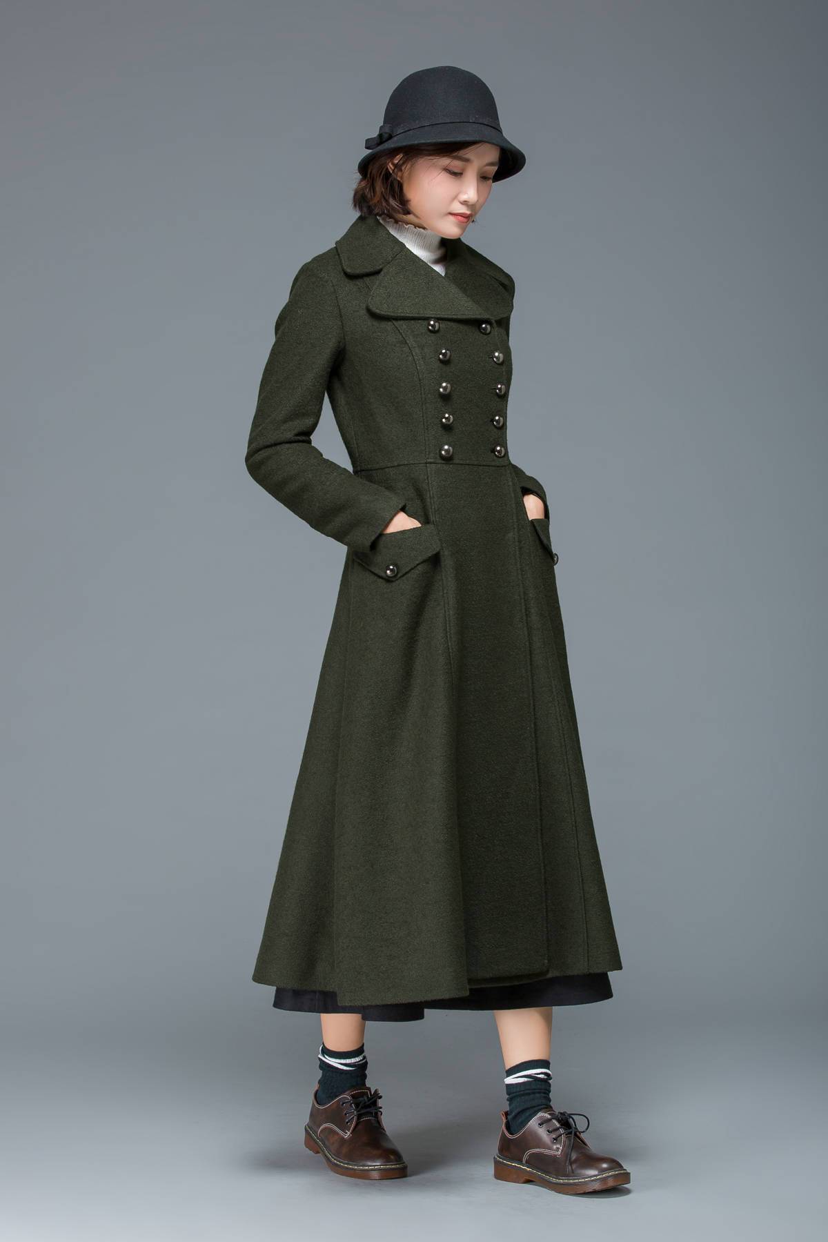 warm winter coat, long coat, wool coat, womens coats, fit and flare coat, double breasted coat, military coat, maxi coat, vintage coat C1168