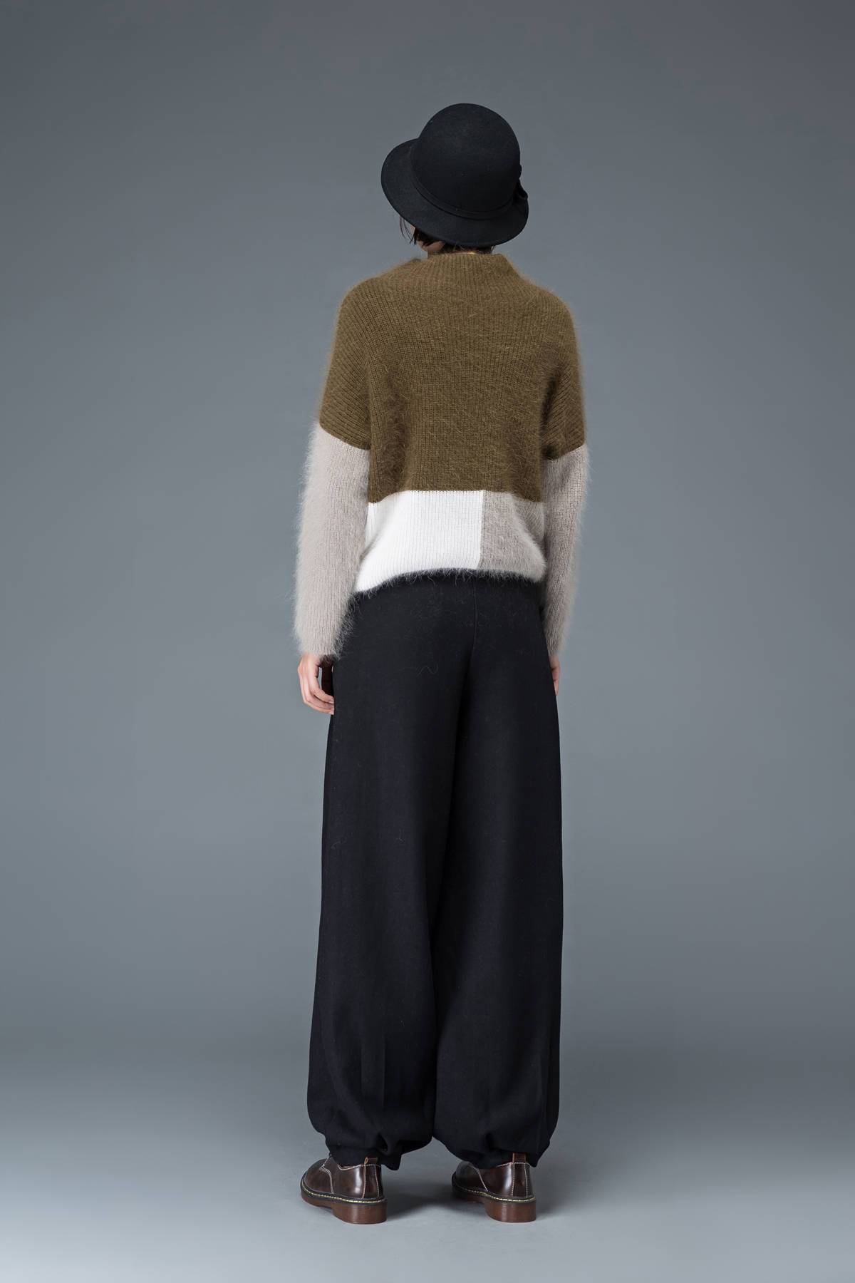 Long casual black winter wool pants C1179