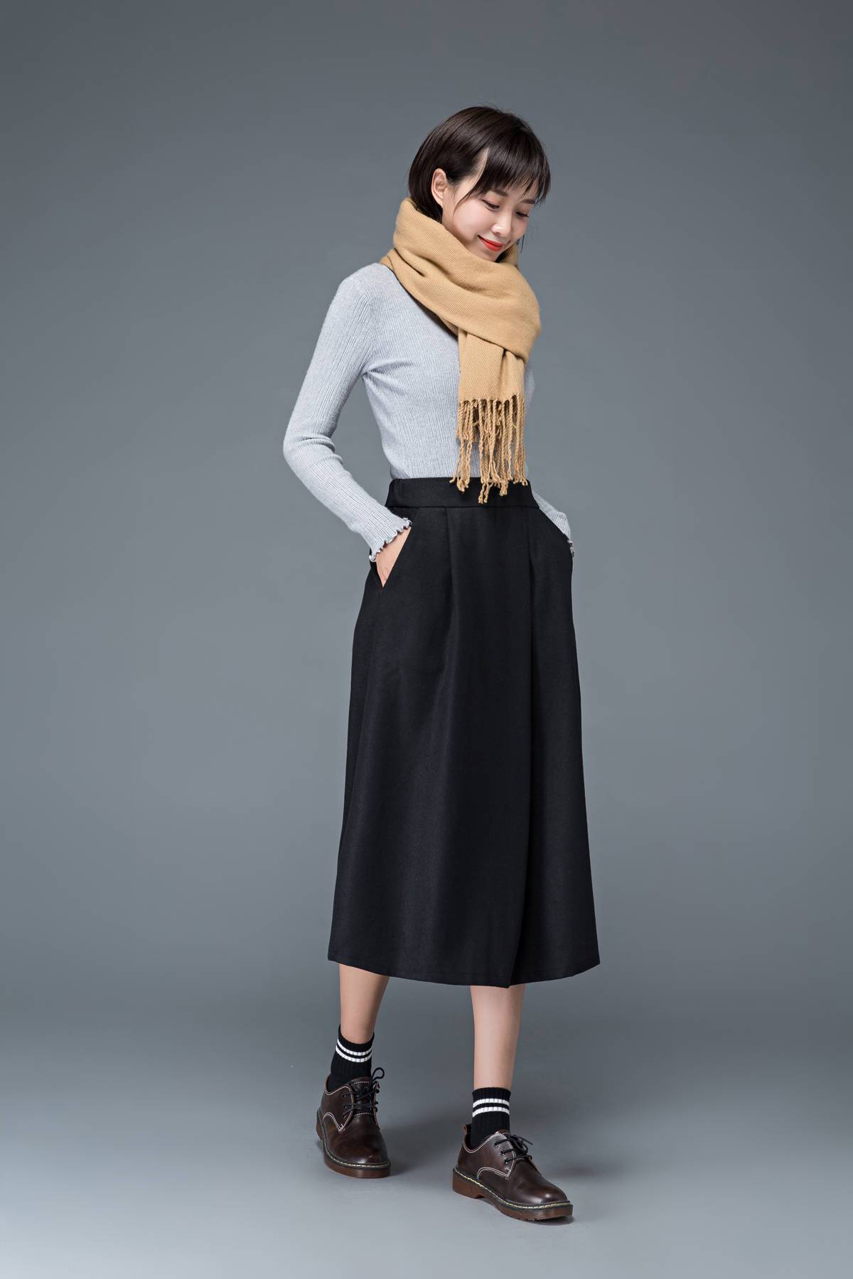 black skirt, wool skirt, womens skirts, midi skirt, pleated skirt, pocket skirt, winter skirt, warm skirt, work skirt, skirt C1181