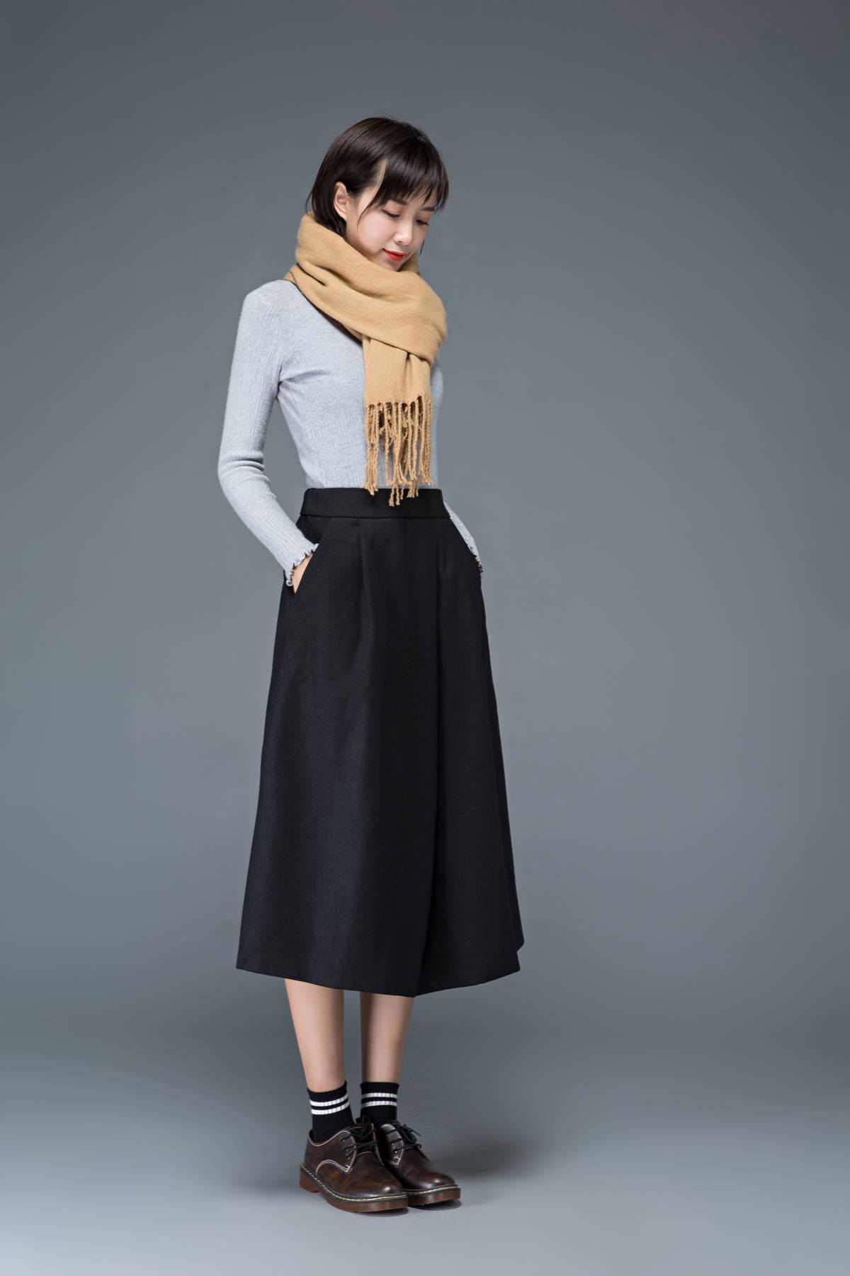 black skirt, wool skirt, womens skirts, midi skirt, pleated skirt, pocket skirt, winter skirt, warm skirt, work skirt, skirt C1181
