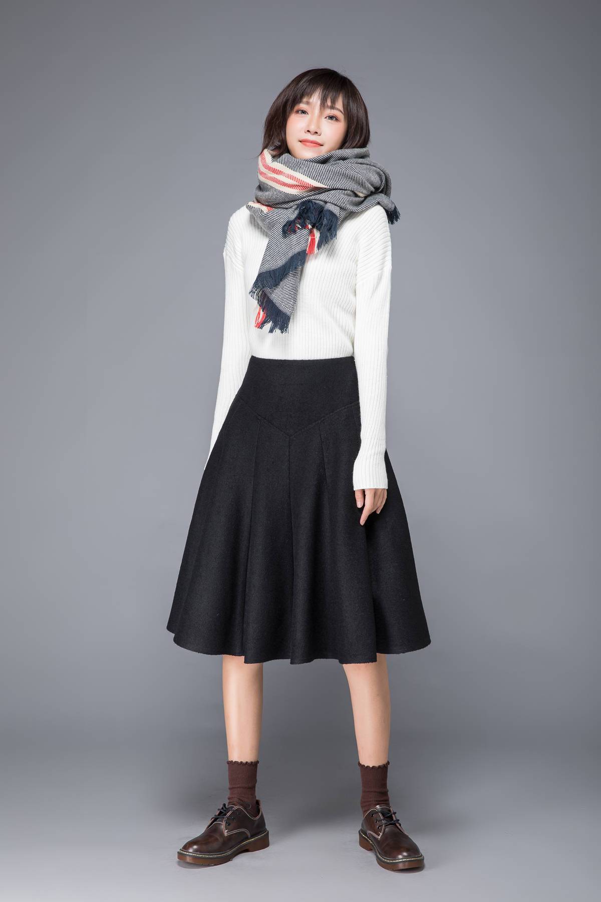 skirt with pockets, warm winter skirt, black wool skirt, midi skirt, pleated wool skirt, ladies skirt, winter skirt, womens skirt, c1225