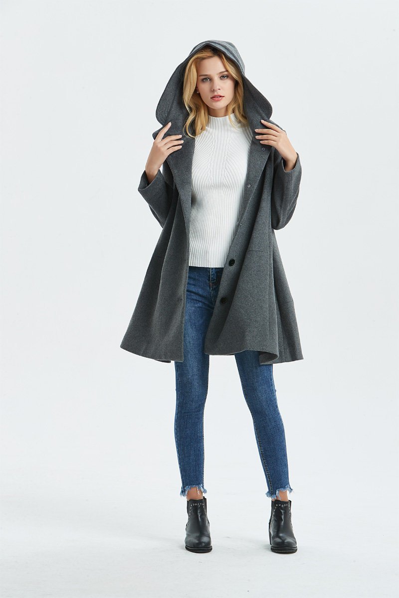 Loose fitting hooded wool coat C1317