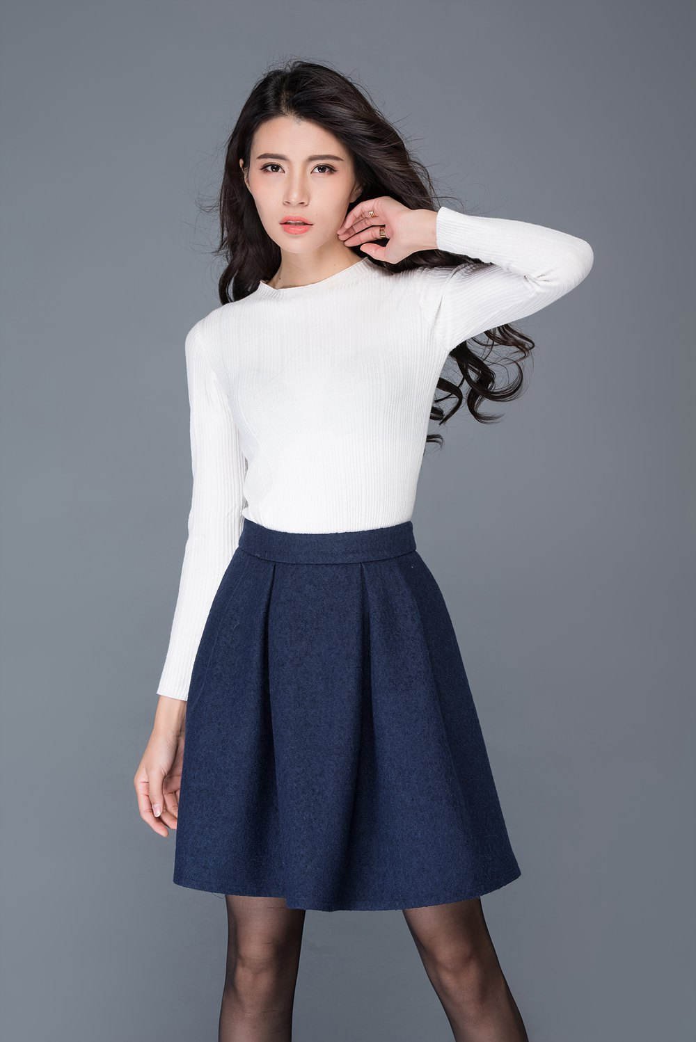 Pleated wool mini skirt C1036