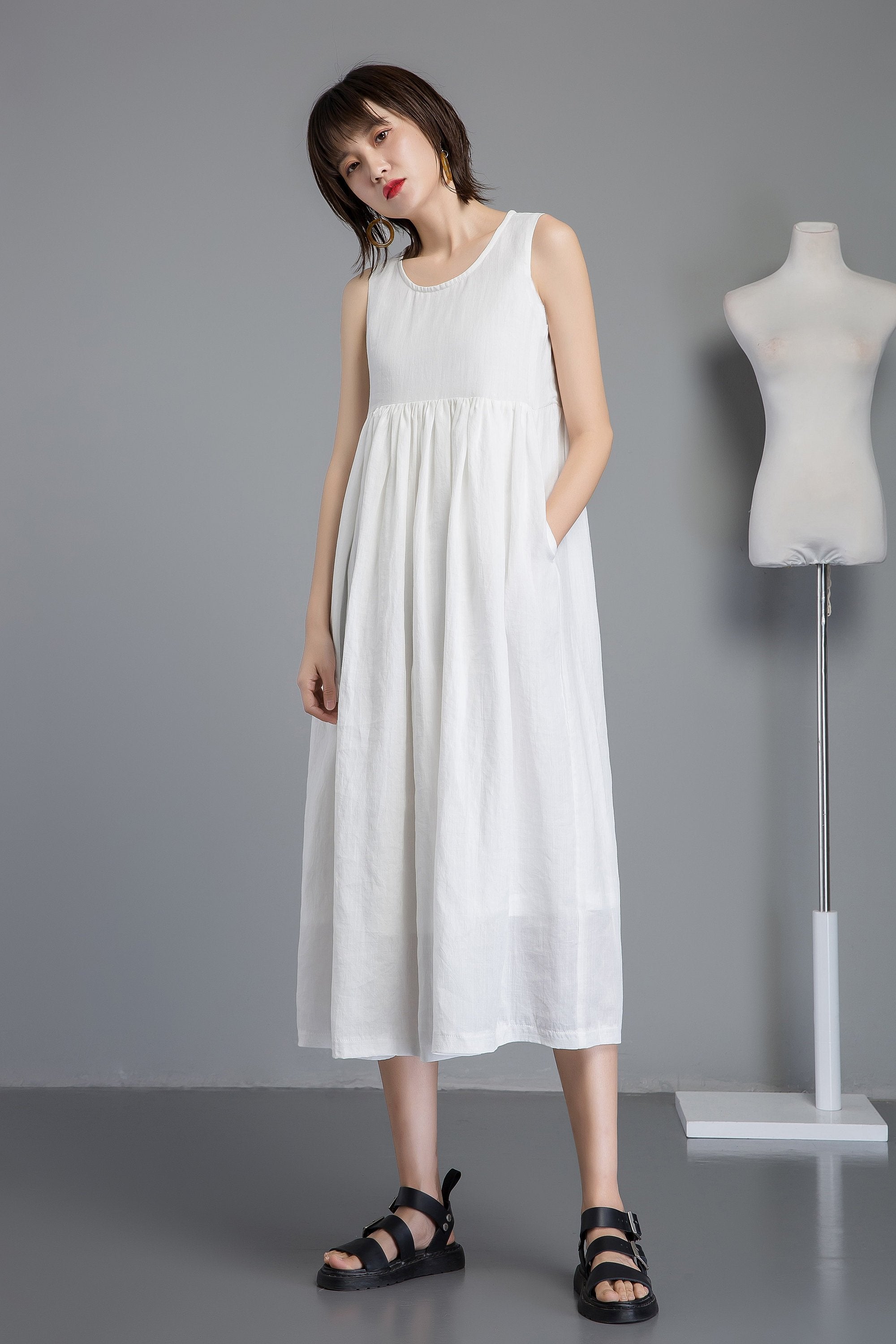 White Linen Midi Dress Sleeveless Loose Fit with Side Pockets White Linen Midi Dress Sleeveless Loose Fit with Side Pockets