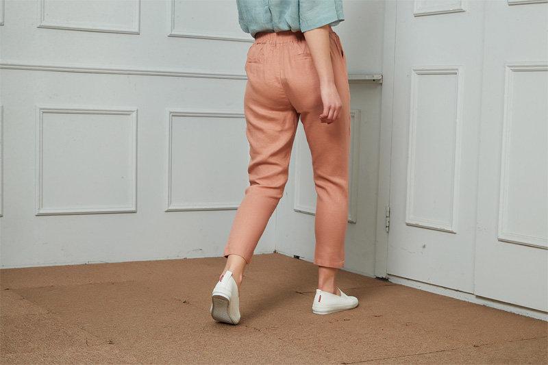 Classic minimal linen pants, Women's trousers with an elastic waist, Tapered Linen Pants with pocket, Linen pantaloons, Mid rise waist C1477