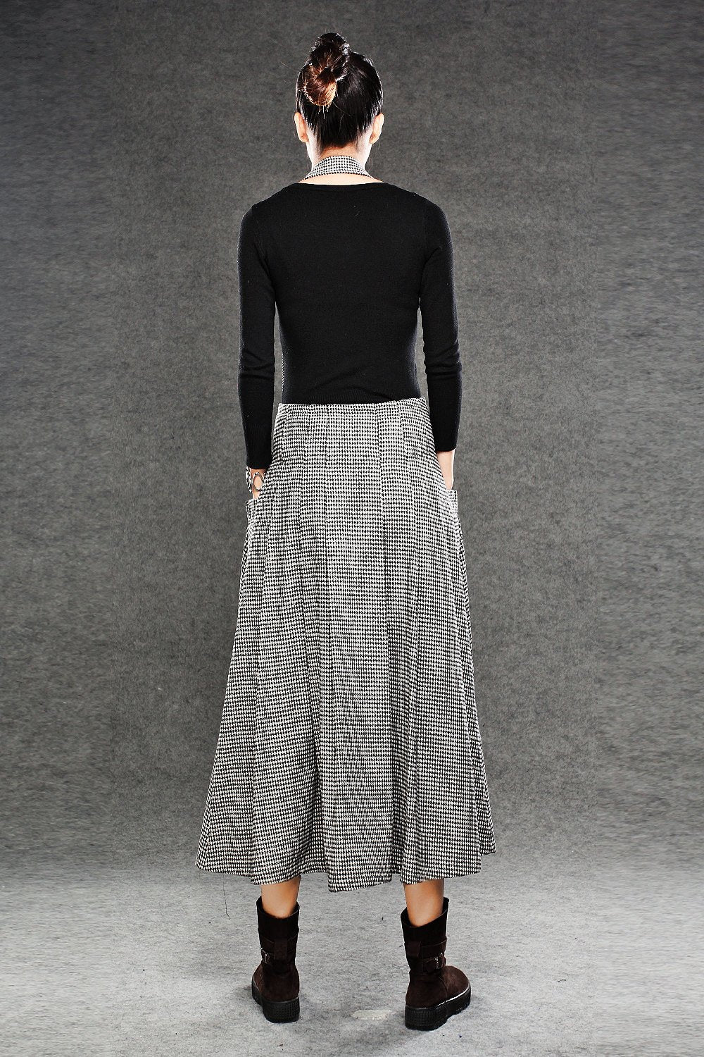 Wool Suspender skirt, pleated skirt, winter skirt, long skirt, womens skirts, maxi skirt, houndstooth skirt, button skirt, pocket skirt C049