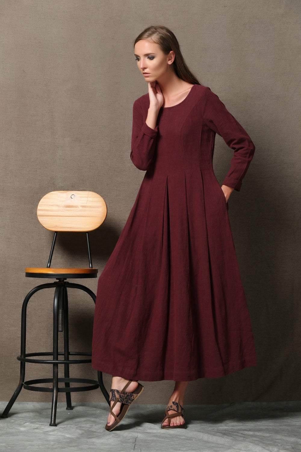 Burgundy Linen Dress - Semi-Fitted Long Maxi Plus Size dress C606