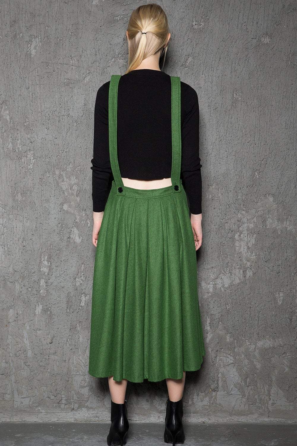 Green wool pinafore dress C733