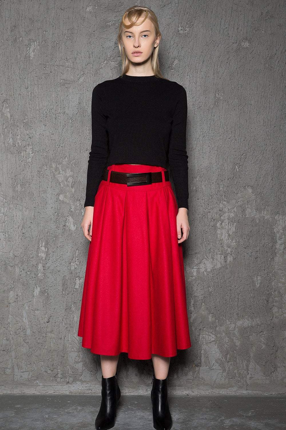 red wool skirt, winter wool skirt, 1950s skirt, wool skirts, winter skirt, midi skirt, vintage skirt with pockets C729