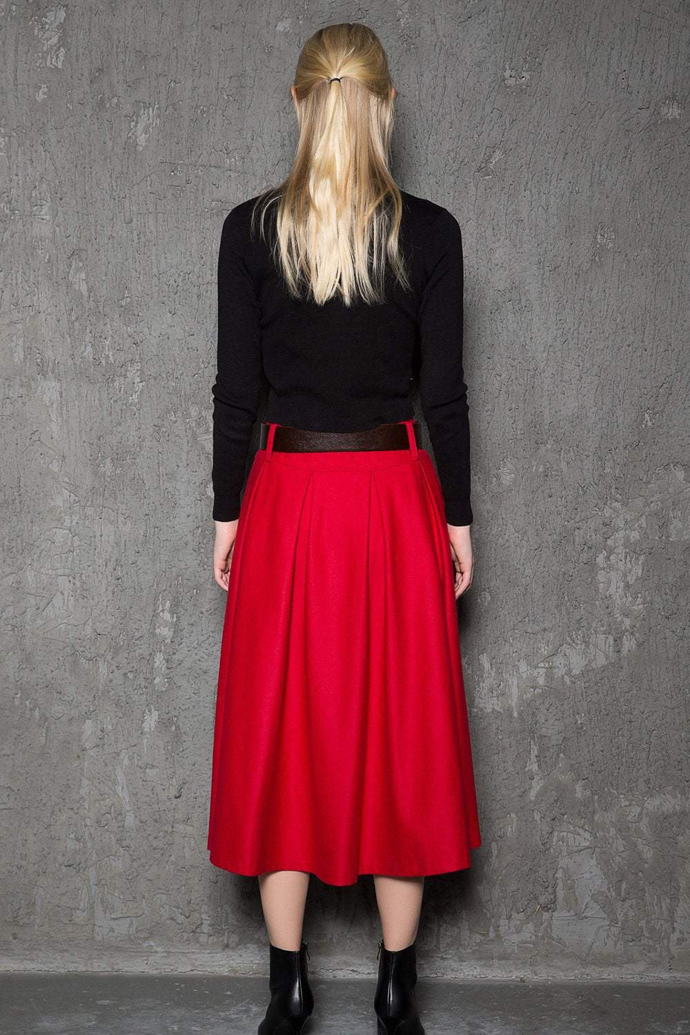 red wool skirt, winter wool skirt, 1950s skirt, wool skirts, winter skirt, midi skirt, vintage skirt with pockets C729