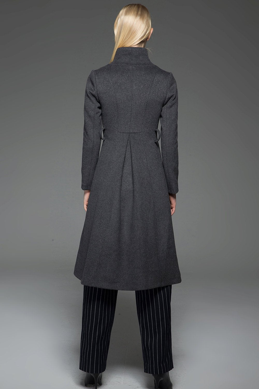 Gray Wool Coat with High Neck Collar, Pockets and Self-Tie Belt C758
