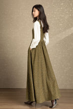 Load image into Gallery viewer, Fit and flare long sleeveless wool dress C4484
