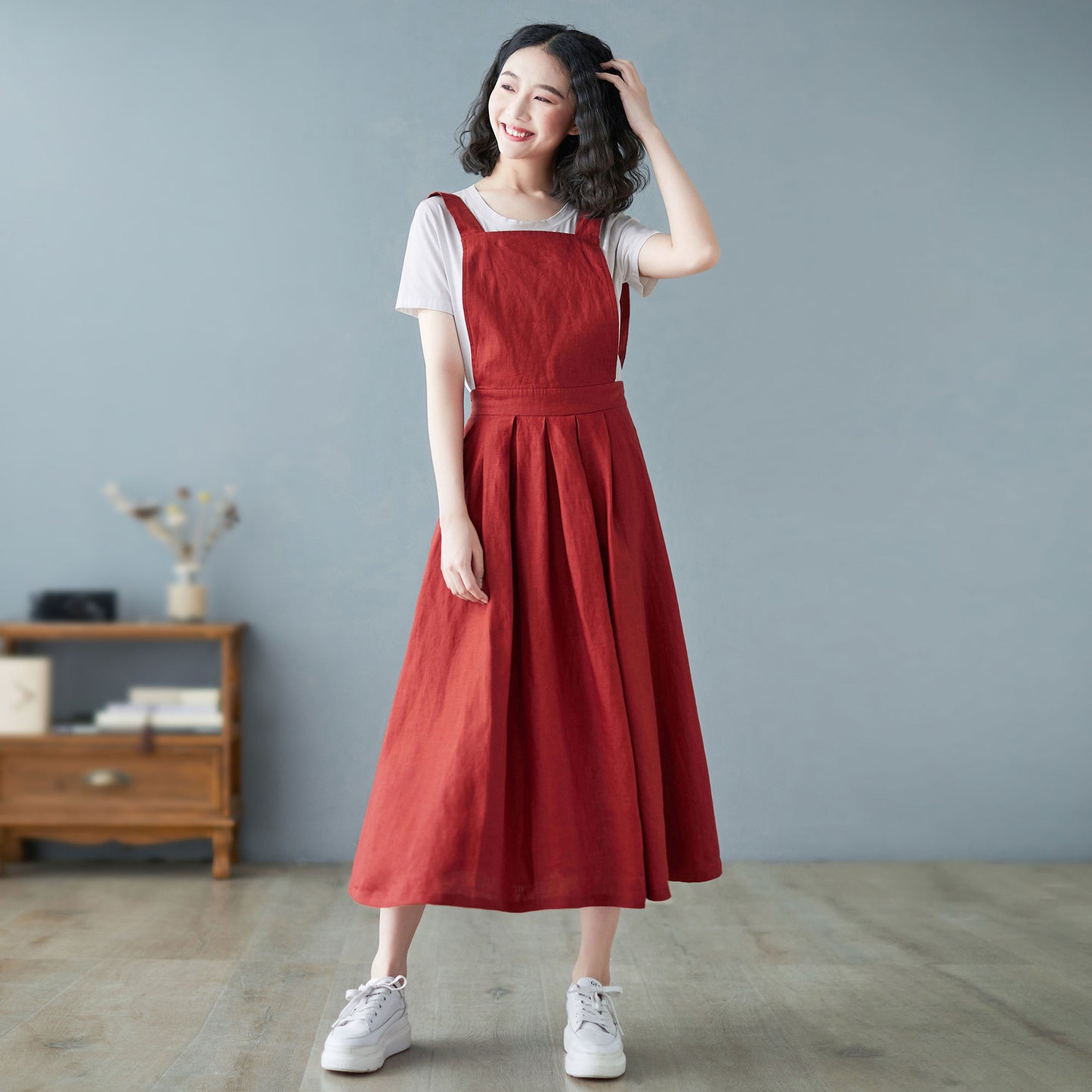 Summer pinafore linen dress with pockets C3230