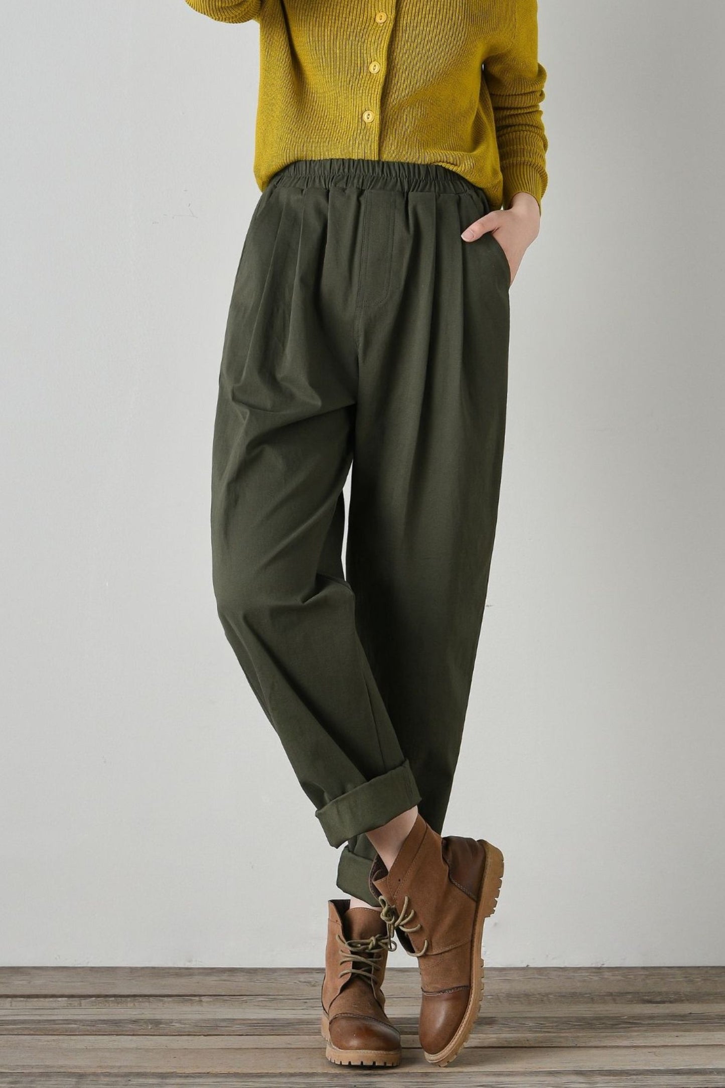 Elastic waist loose fitting cotton pants women C4701