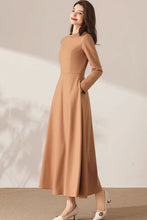 Load image into Gallery viewer, Winter Maxi Wool Dress with pockets C3692
