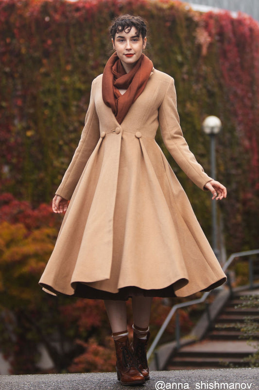 Vintage inspired wool princess coat C1744