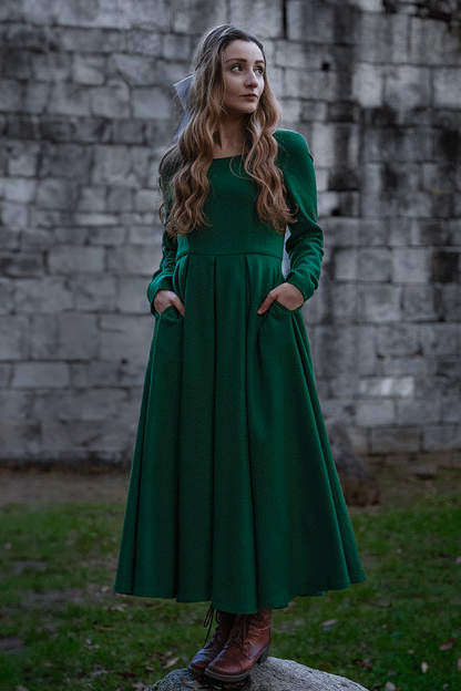 Green Swing Pleated Wool Dress With Pockets C3768