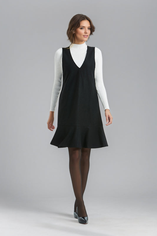 Black Sleeveless Wool Apron Dress C5140