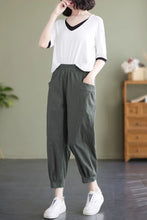 Load image into Gallery viewer, Loose fitting linen pants with pockets C4432
