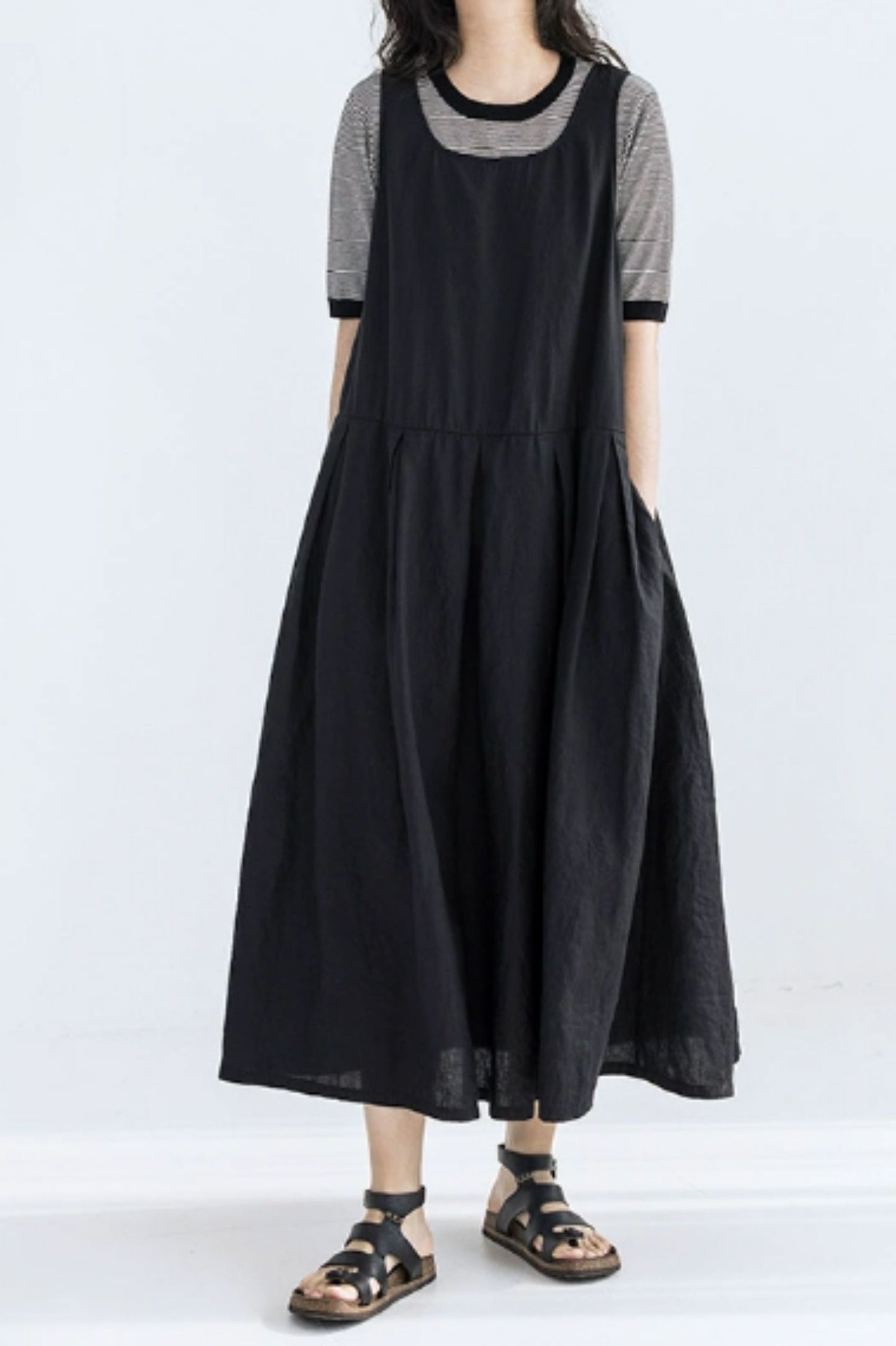 Black sleeveless loose fitting long linen summer dress C5421