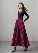 Load image into Gallery viewer, Plaid Wool Maxi Skirt Women C4338
