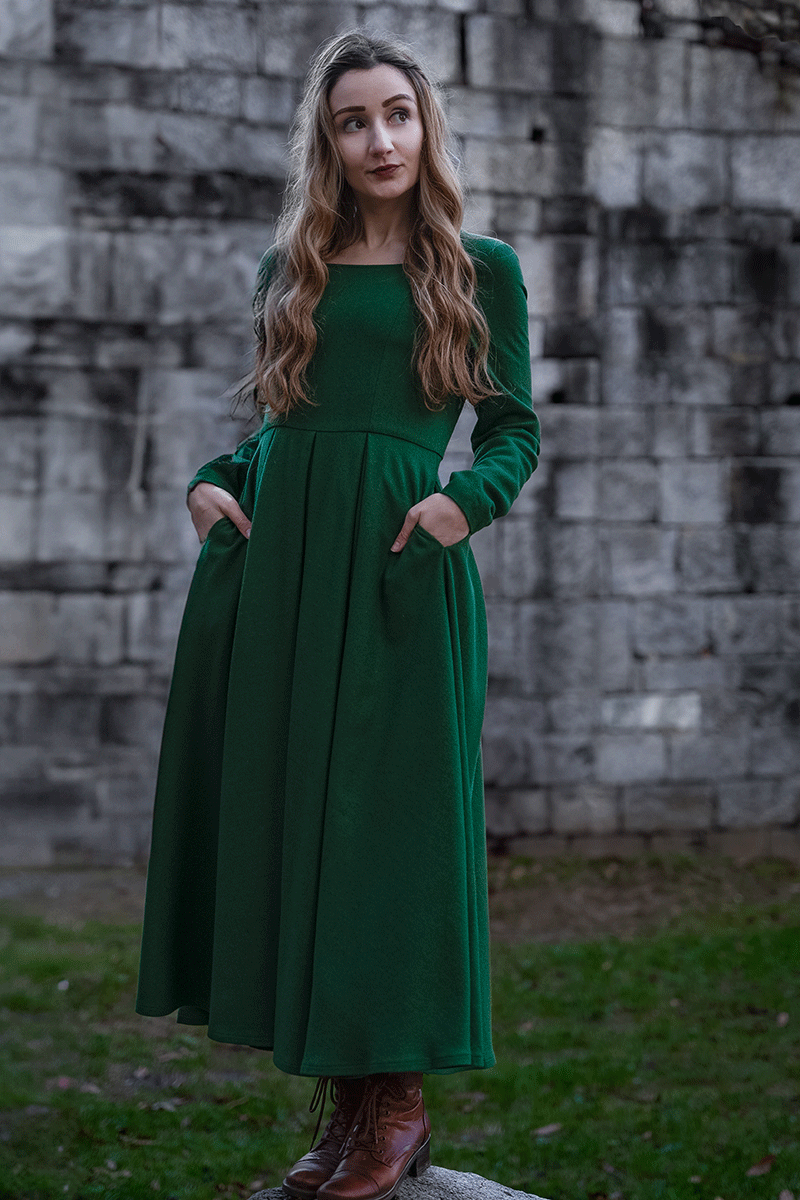 Green Swing Pleated Wool Dress With Pockets C3768