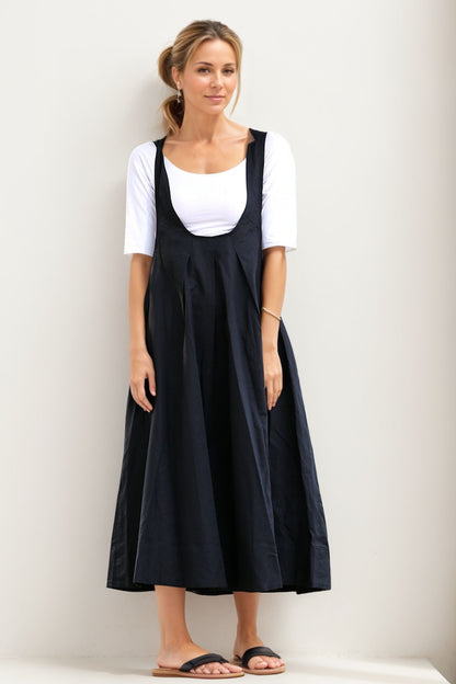 Black Pinafore Loose-Fitting Linen Dress C4005