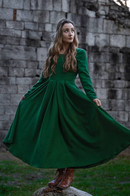 Green Swing Pleated Wool Dress With Pockets C3768