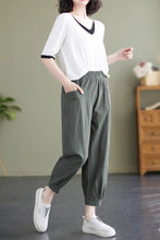 Load image into Gallery viewer, Loose fitting linen pants with pockets C4432
