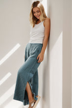 Load image into Gallery viewer, Women&#39;s Green Split Wide Leg Pants C292
