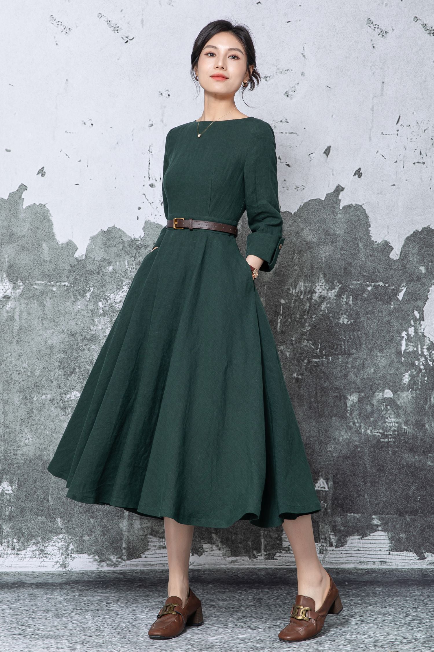 dark green fit and flare dress Inspire Chic Women's Contrast Peter Pan Collar Puff Sleeve Fit and Flare Above Knee Dress L Dark Green, Size: Large