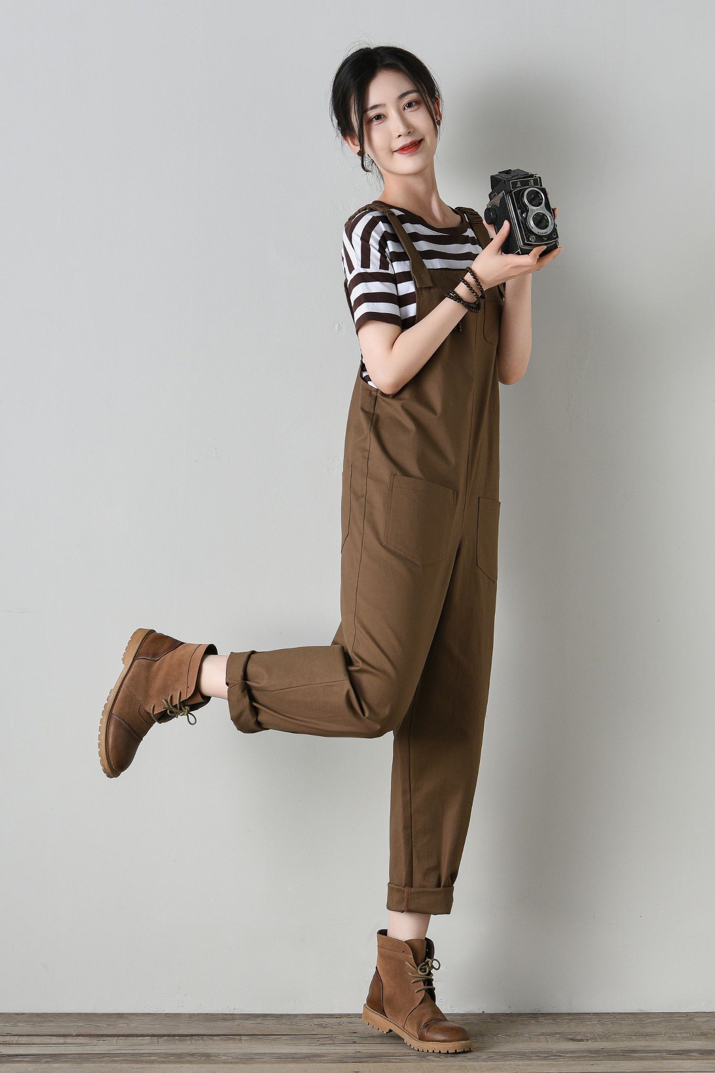 Women's brown cotton overalls C4702