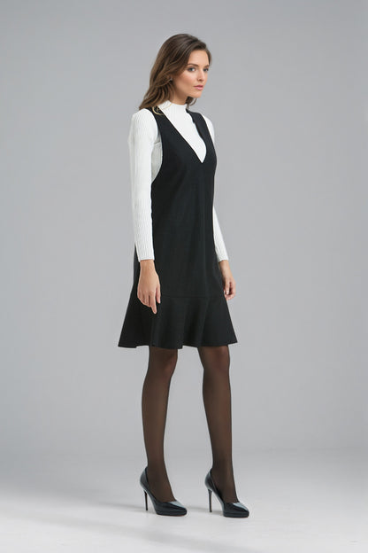 Black Sleeveless Wool Apron Dress C5140