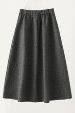 Load image into Gallery viewer, Gray midi winter wool skirt women C4456
