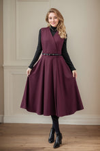 Load image into Gallery viewer, Midi Wool Pinafore Dress C4444
