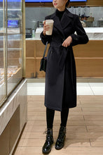 Load image into Gallery viewer, Women&#39;s Autumn and winter wool coat C4234
