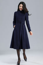 Load image into Gallery viewer, Vintage Inspired Wool Coat Women C2460
