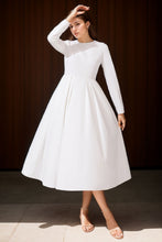 Load image into Gallery viewer, Women&#39;s Long Sleeves Wedding Dress C4102
