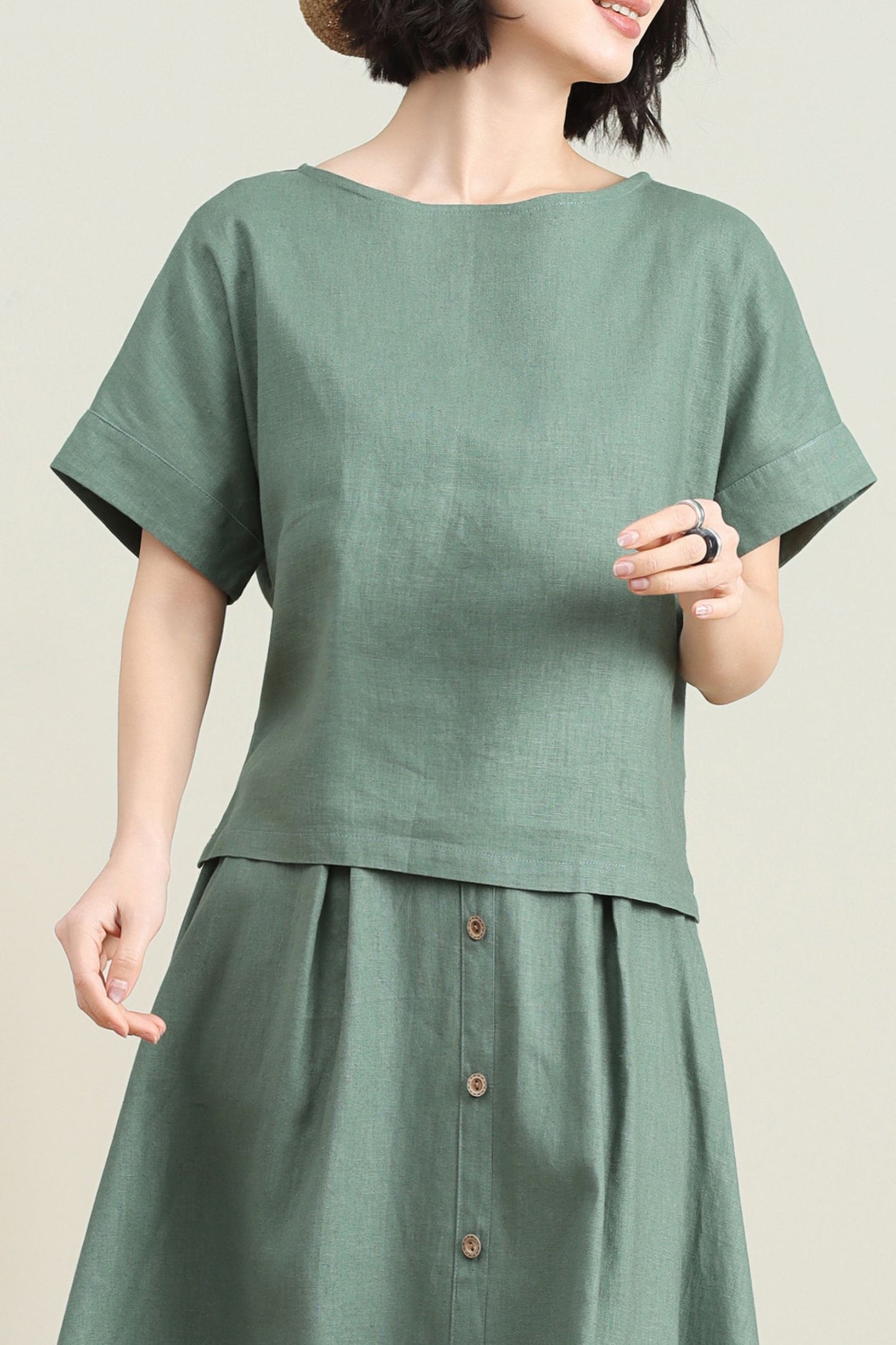 Green casual linen summer blouse C4727