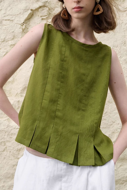 Loose fitting sleeveless summer linen blouse C5045