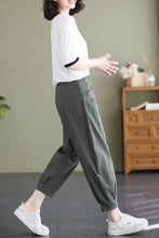 Load image into Gallery viewer, Loose fitting linen pants with pockets C4432
