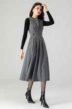 Load image into Gallery viewer, Womens Winter Midi Wool Dress C3618
